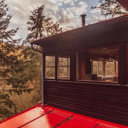 Casa vacanze House In The Hills&woods, For 6-16 Guests, Prague 20km *
