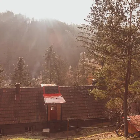 House In The Hills&woods, For 6-16 Guests, Prague 20km Casa vacanze